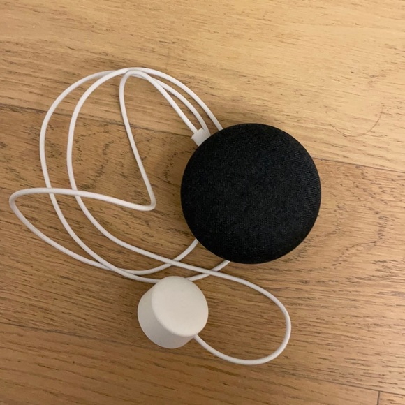 Google Home - comes with charger - Picture 1 of 3